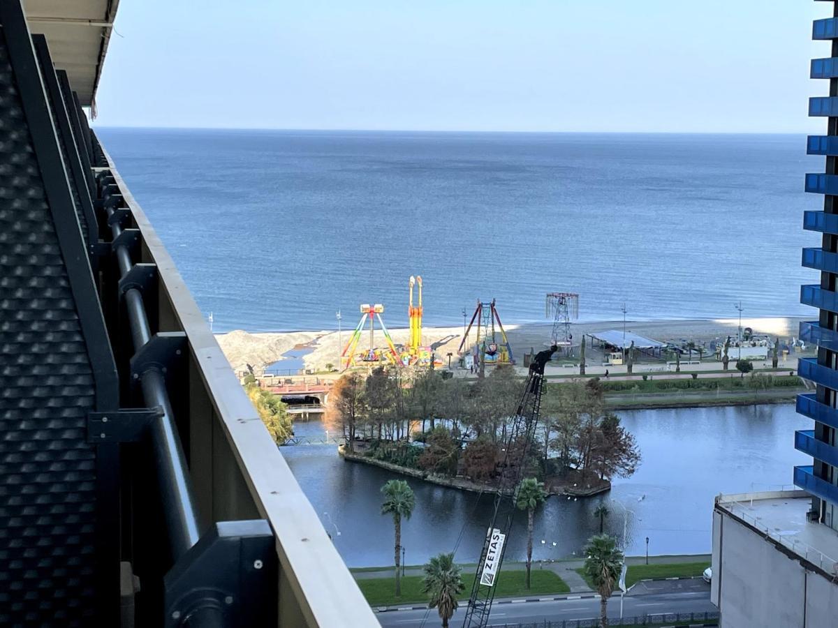 Orbi City Sea View Batumi Exterior photo