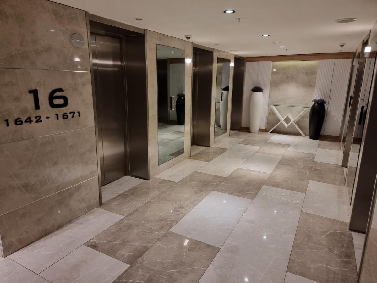 Orbi City Sea View Batumi Exterior photo