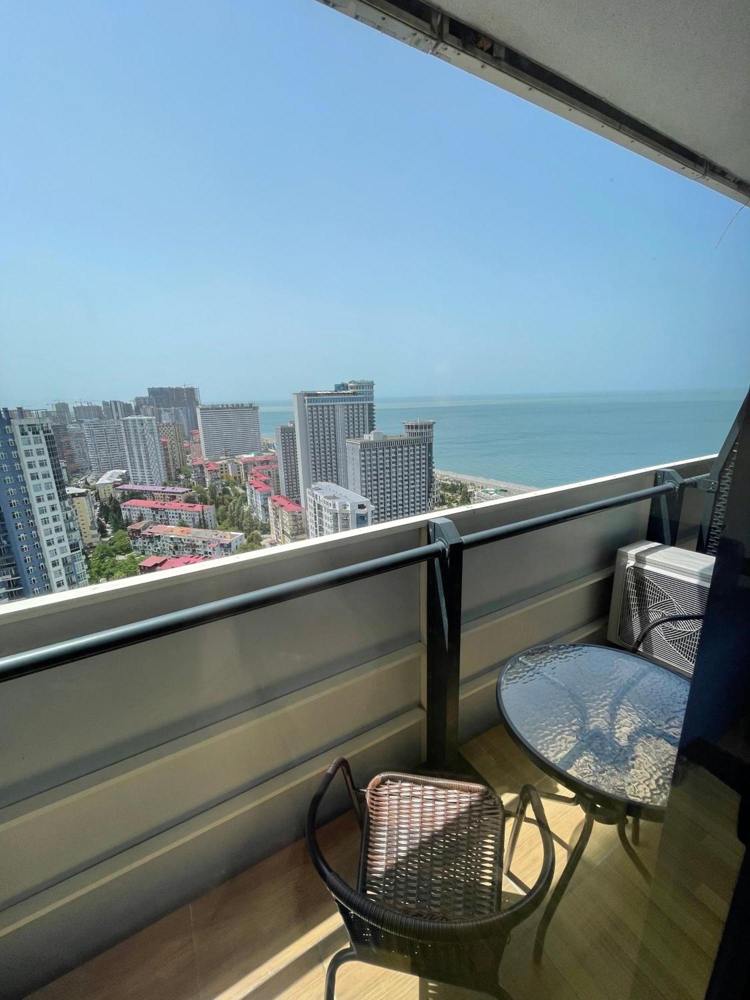 Orbi City Sea View Batumi Exterior photo