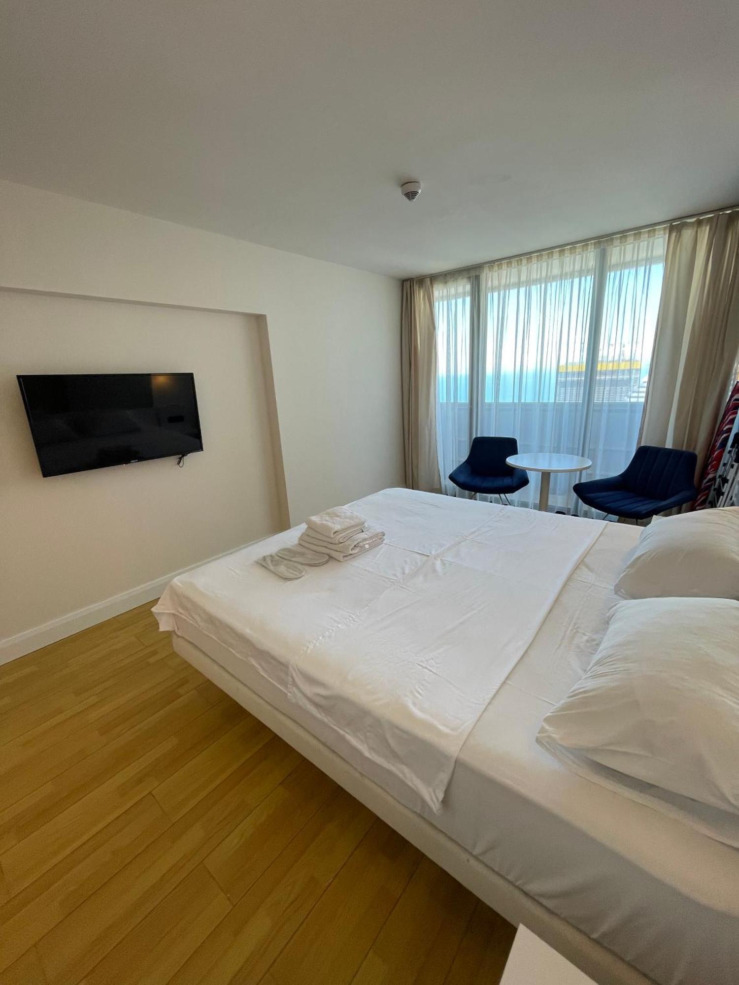 Orbi City Sea View Batumi Exterior photo