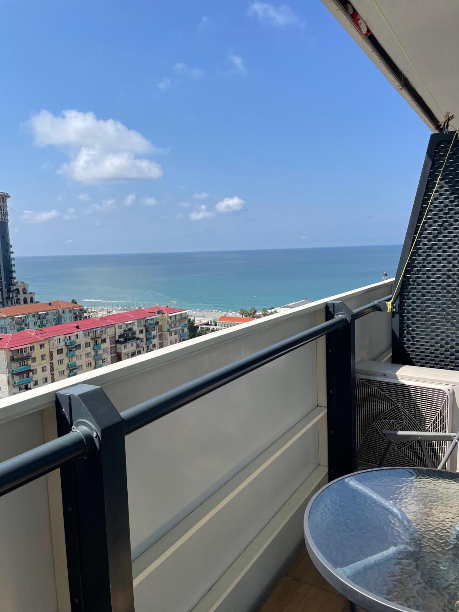Orbi City Sea View Batumi Exterior photo