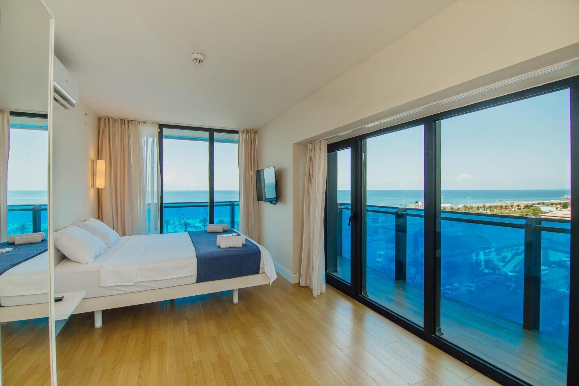 Orbi City Sea View Batumi Exterior photo